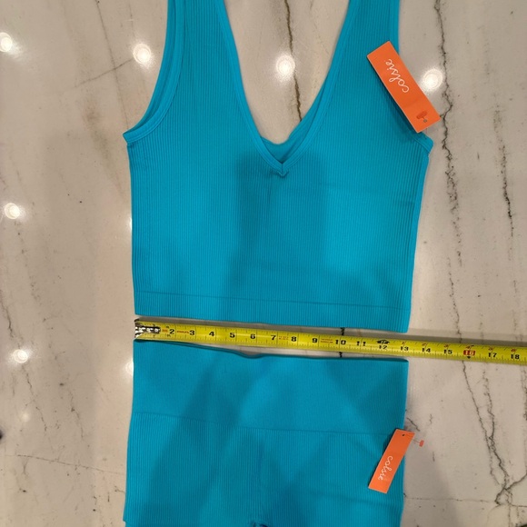 Colsie Vibrant Blue Ribbed Set - Picture 6 of 8